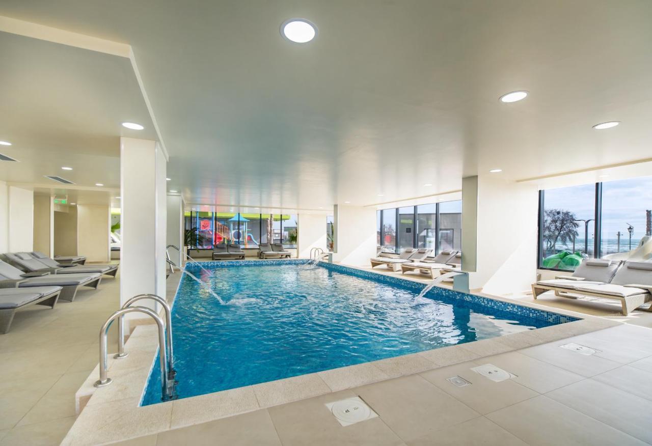 Black Sea Estate Apartment Spa N Pool Beach Resort Năvodari Zewnętrze zdjęcie